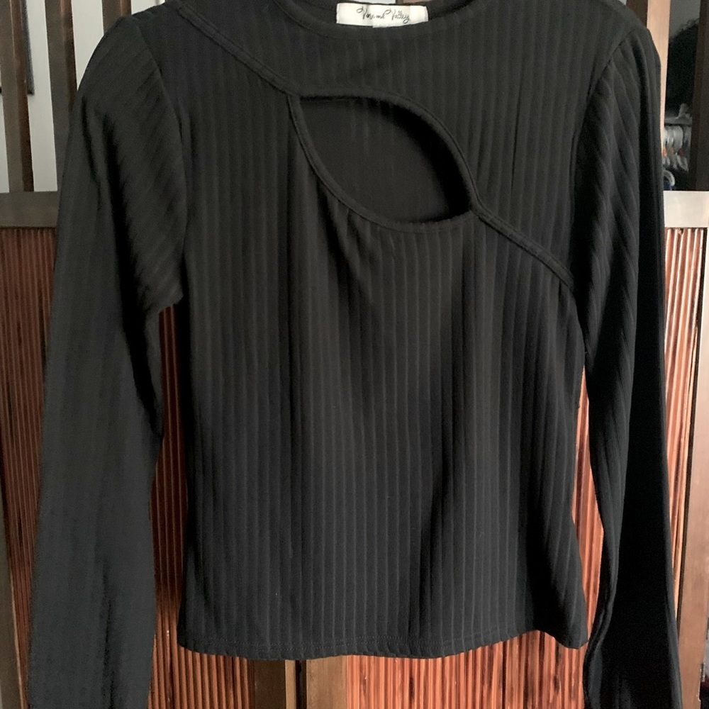 Women’s Black long sleeve blouse